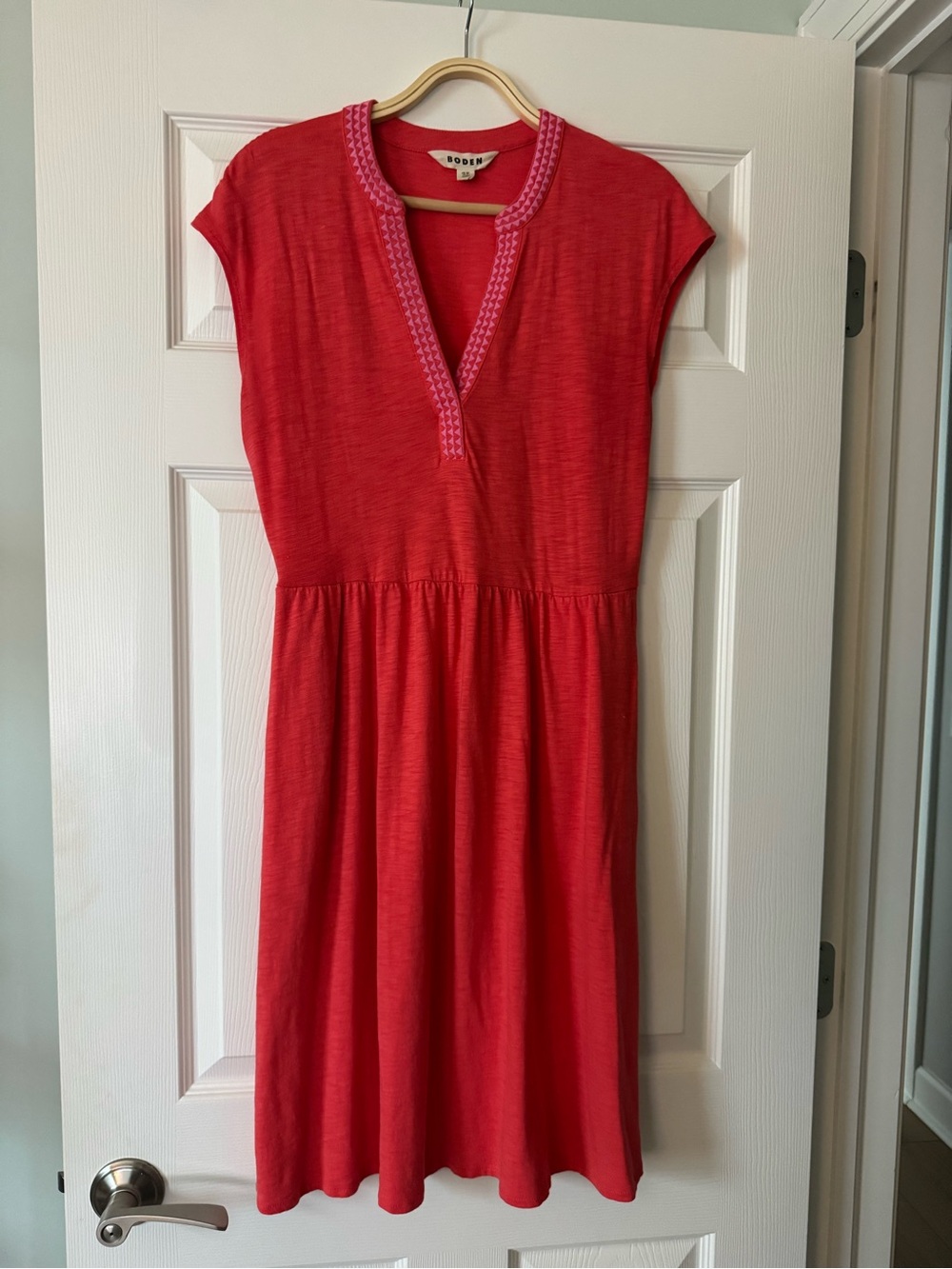Boden Coral-Red V-Neck Cotton Jersey Midi Dress with Front Pockets - 8L